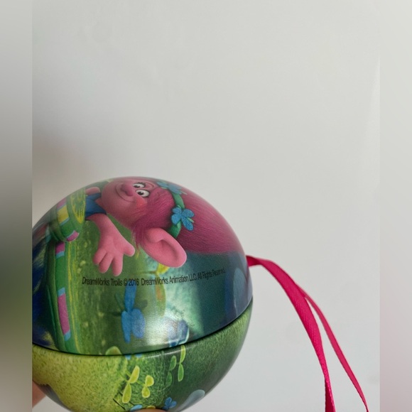 Trolls Keepsake Christmas Ornament 2016 - Picture 5 of 5